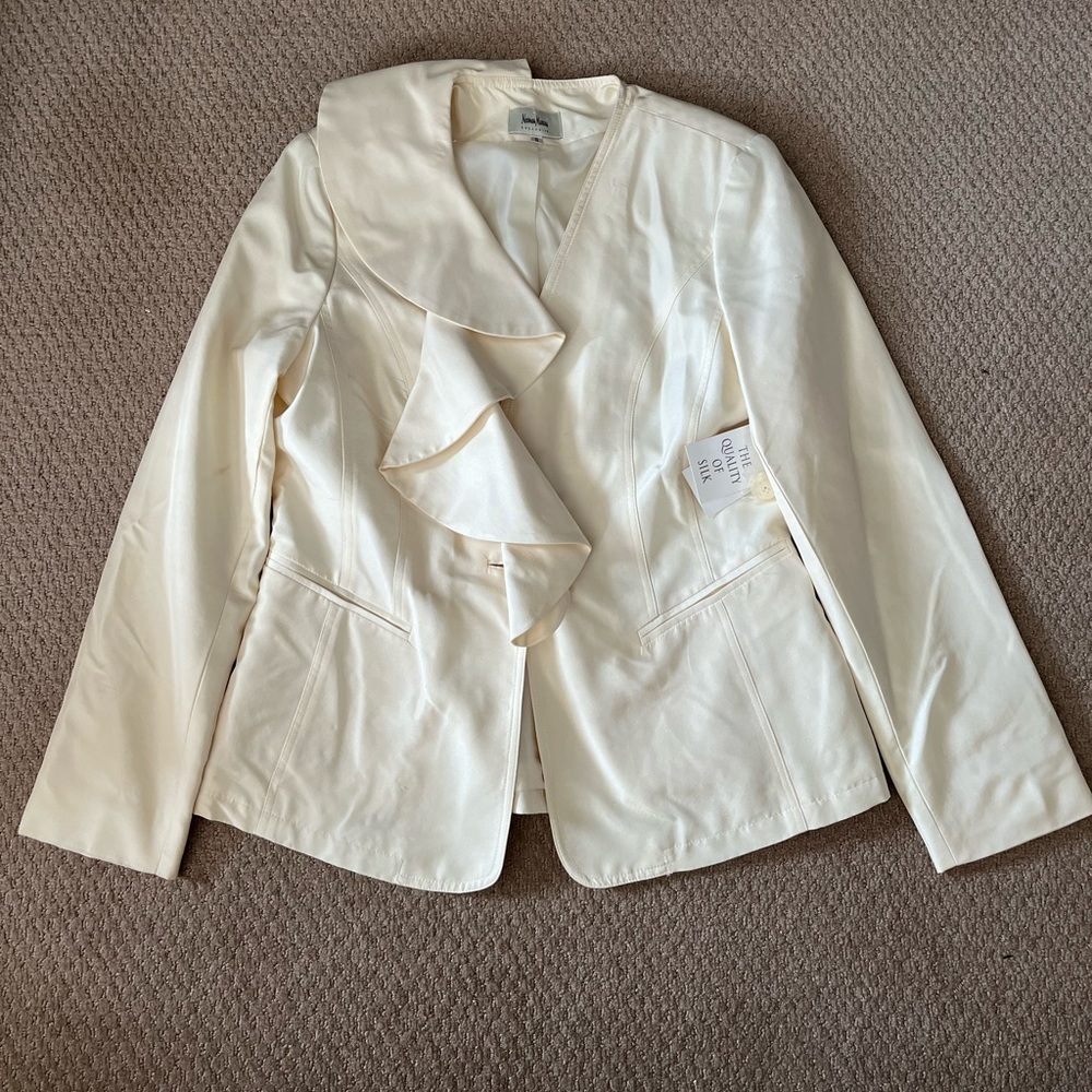 BRAND NEW- Neiman Marcus Exclusive Blazer